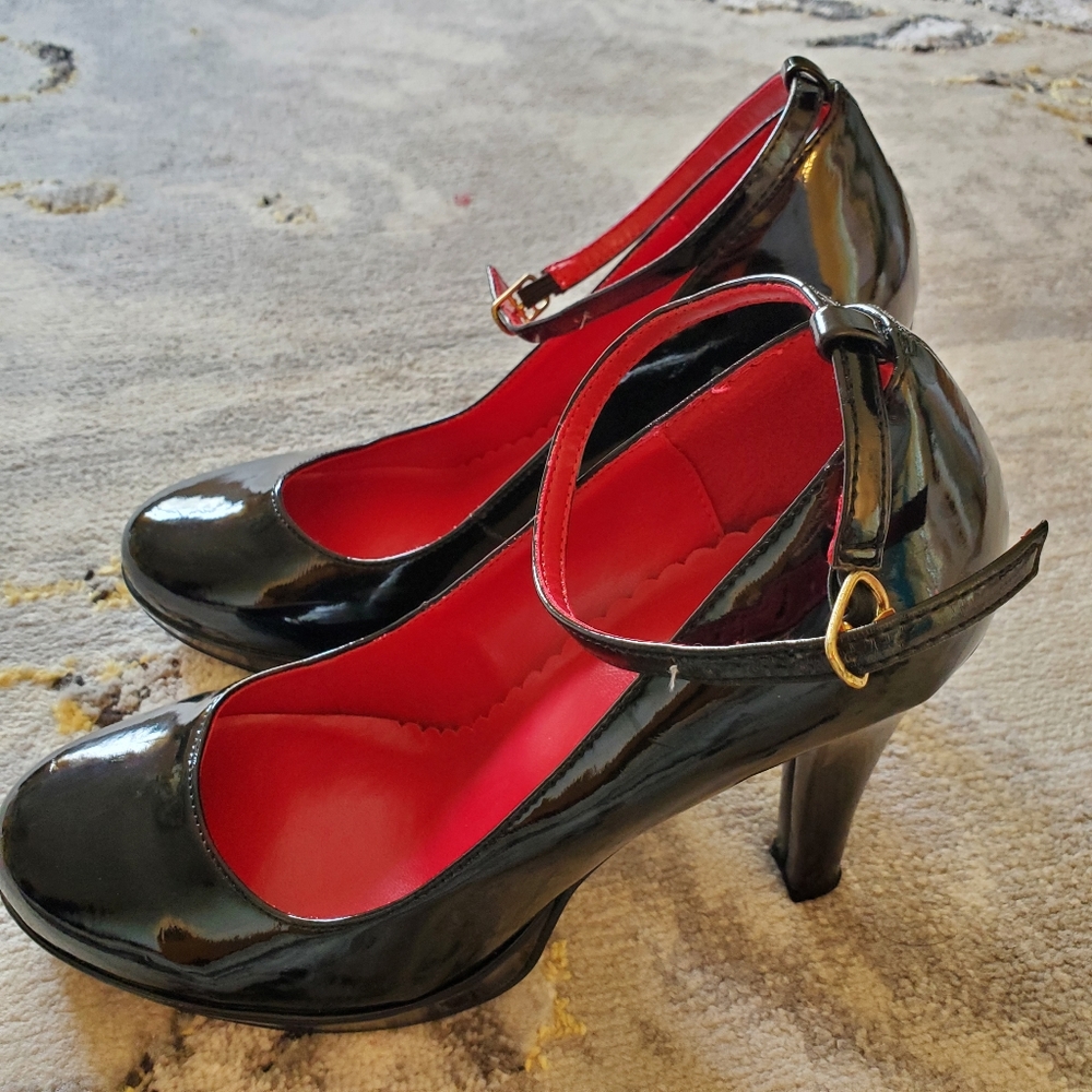Delicious heels